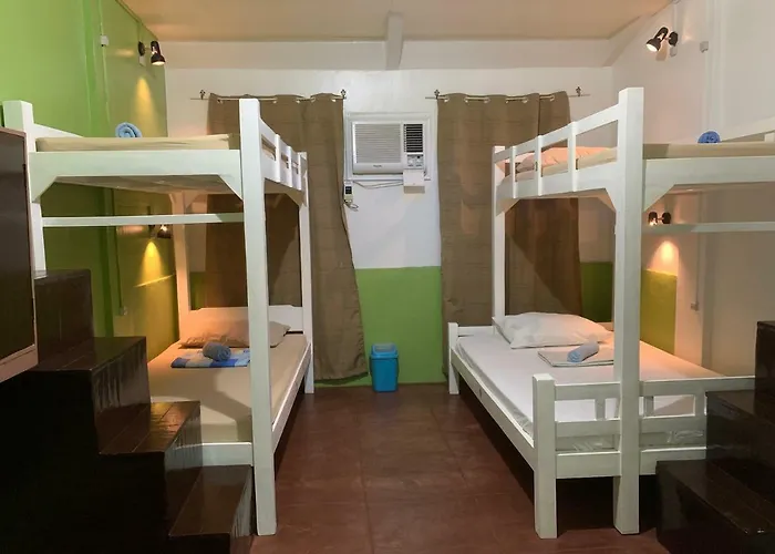 Hostel Jiji's Lapu-Lapu City